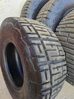 TOYO RACE TIRES SIZE 35X12.50R17 PRICE 400