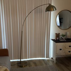 Arc floor lamp