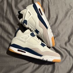 Jordan 4 SB Navy
