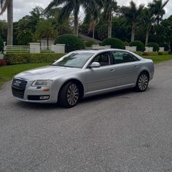 '09 Audi A8L Quattro  