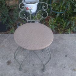 Vanity Chair 