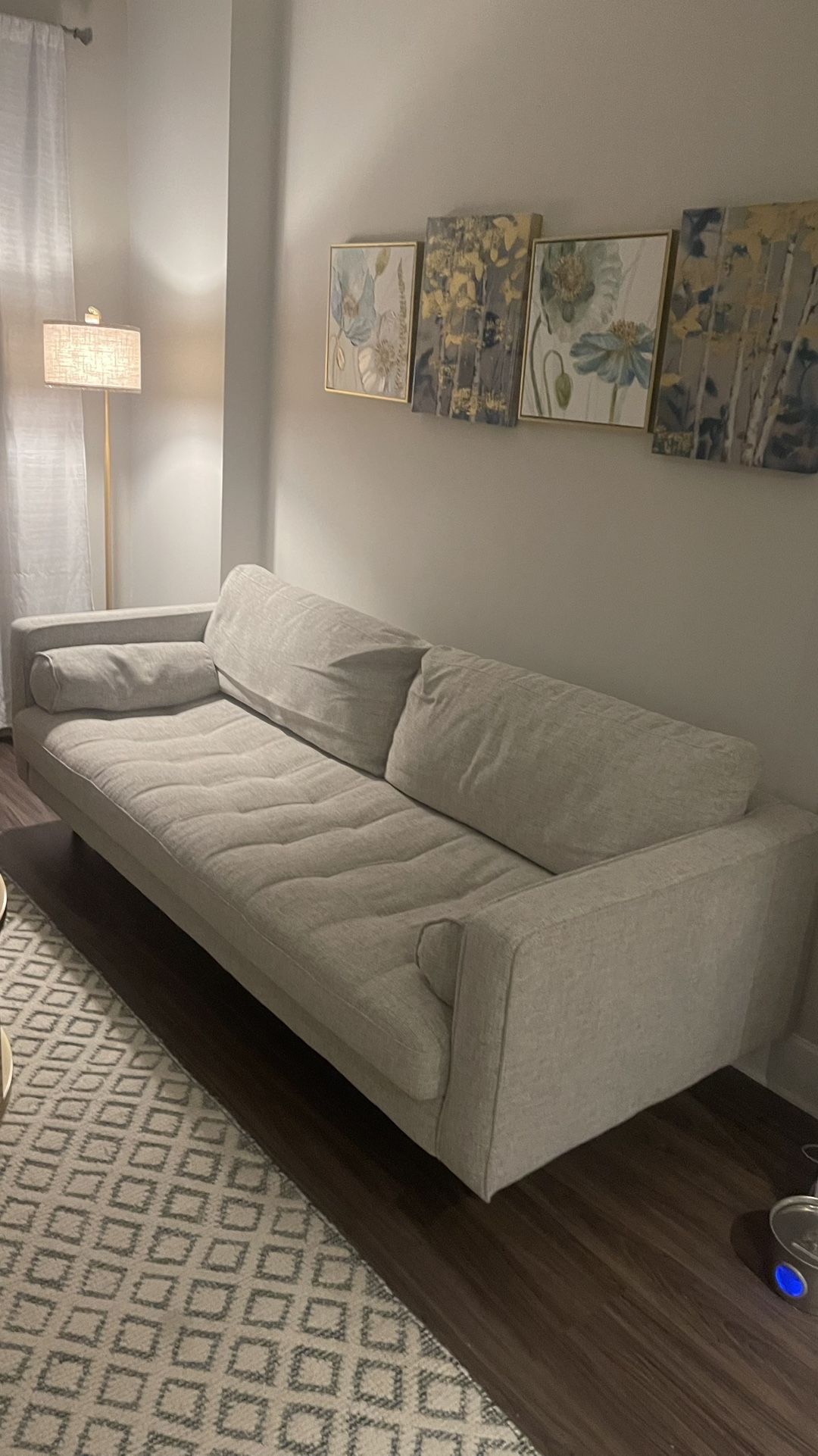 Article Sofa