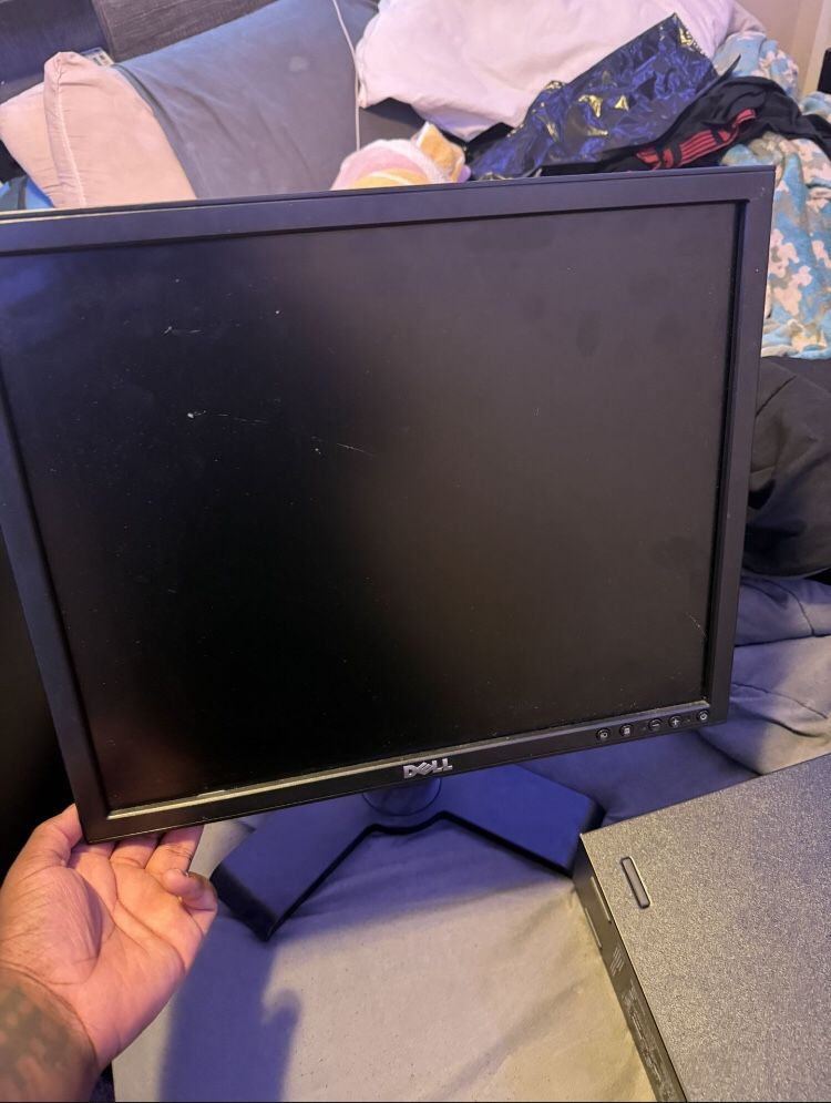 Dell Desktop (send Best Offers)