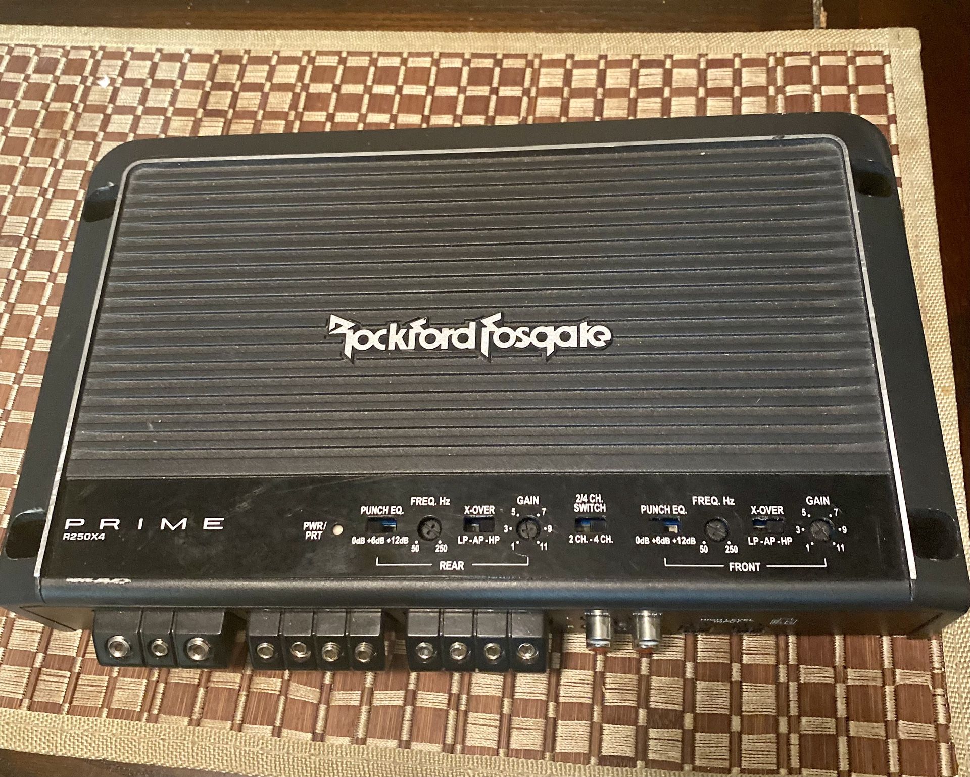 Rockford Fosgate Prime R250x4 Amplifier