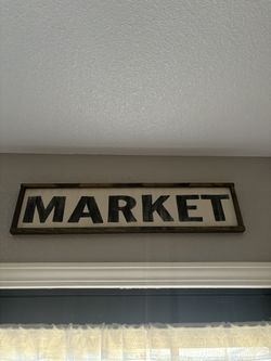 Wood Market Frame 