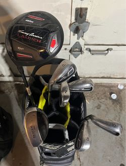 Random Lefty golf clubs.