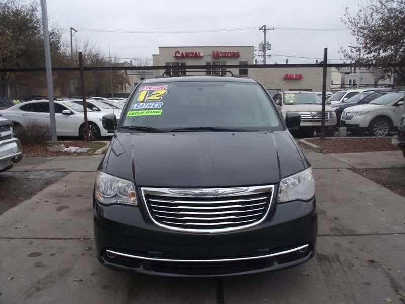 2012 Chrysler Town & Country