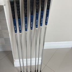 Taylor Made Burner Irons 4-PW - Upgraded Project X 6.0 Shafts