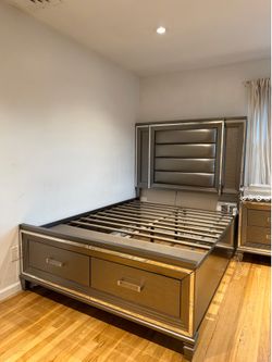 *Willing to Negotiate* Raymour Flanigan Selena Bed
