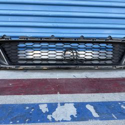 2018,2019,2020,2021,2022,2023 Kia Stinger GT Lower Grill/Parrilla De Abajo Oem,Original  Ask