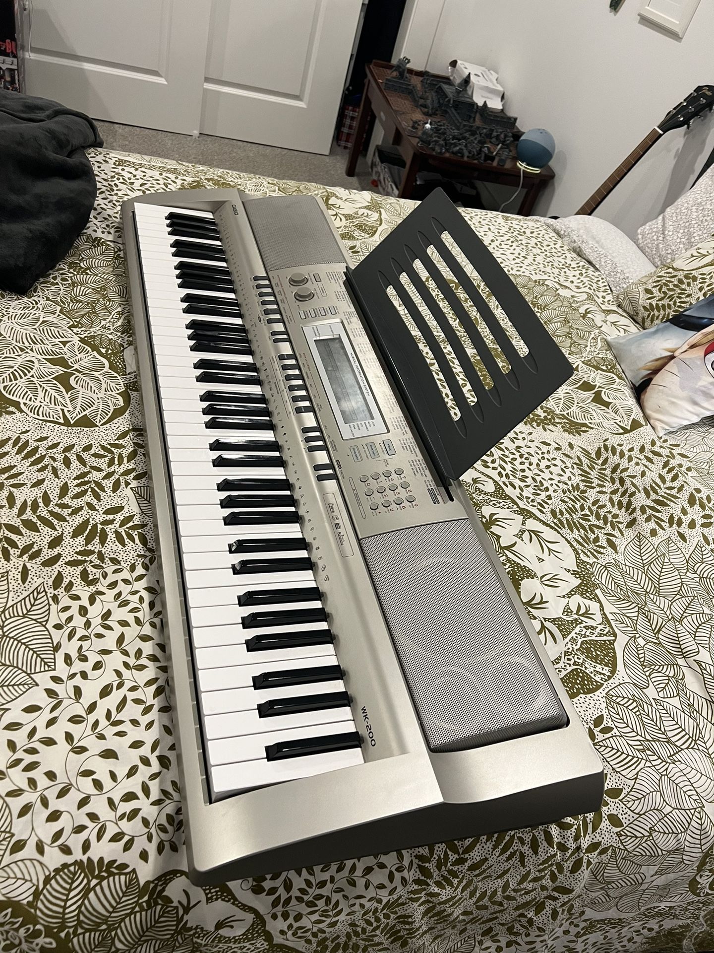 Casio keyboard WK 200 for Sale in Issaquah, WA OfferUp