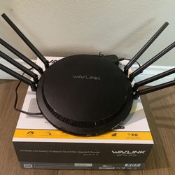 Wavlink Tri-band Gigabit Router