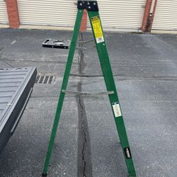 Husky 6 Ft Ladder