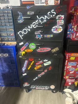 US-General 3 piece tool box. (Only have the key for the top section)
