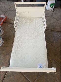 Toddler bed