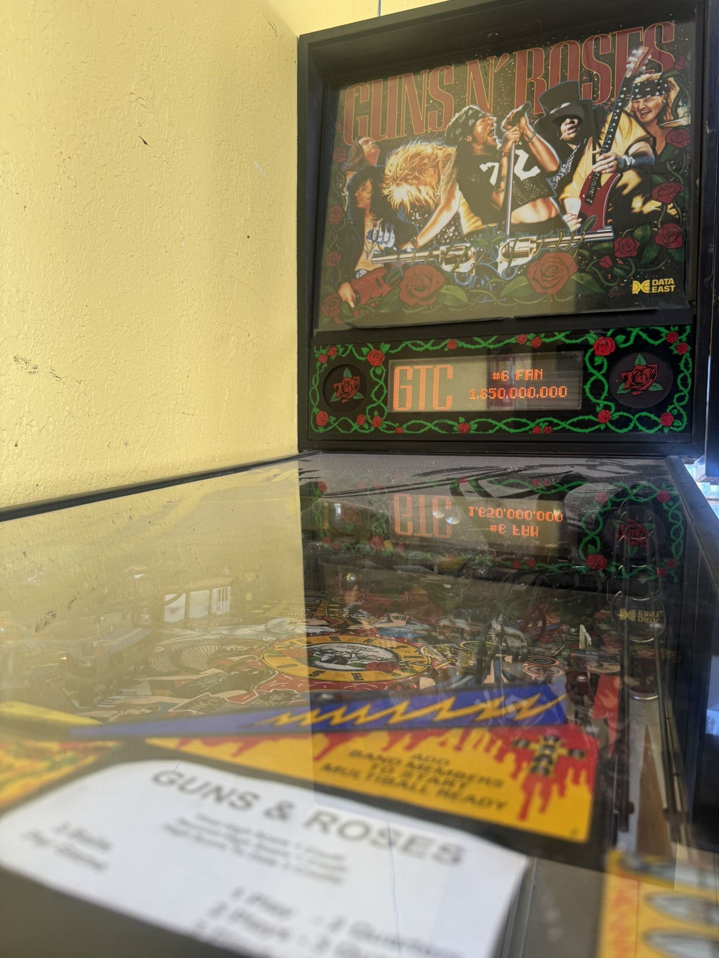 Guns and Roses Antique Pinball Machine