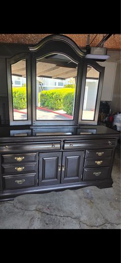 Solid Wood Dresser with Mirror – Dark Brown Vintage Bedroom Furniture
