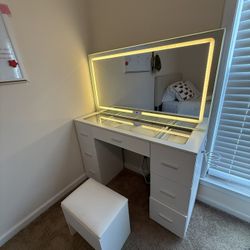 Makeup Vanity