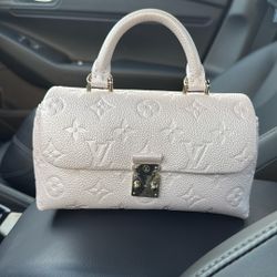 Louis Vuitton Purse