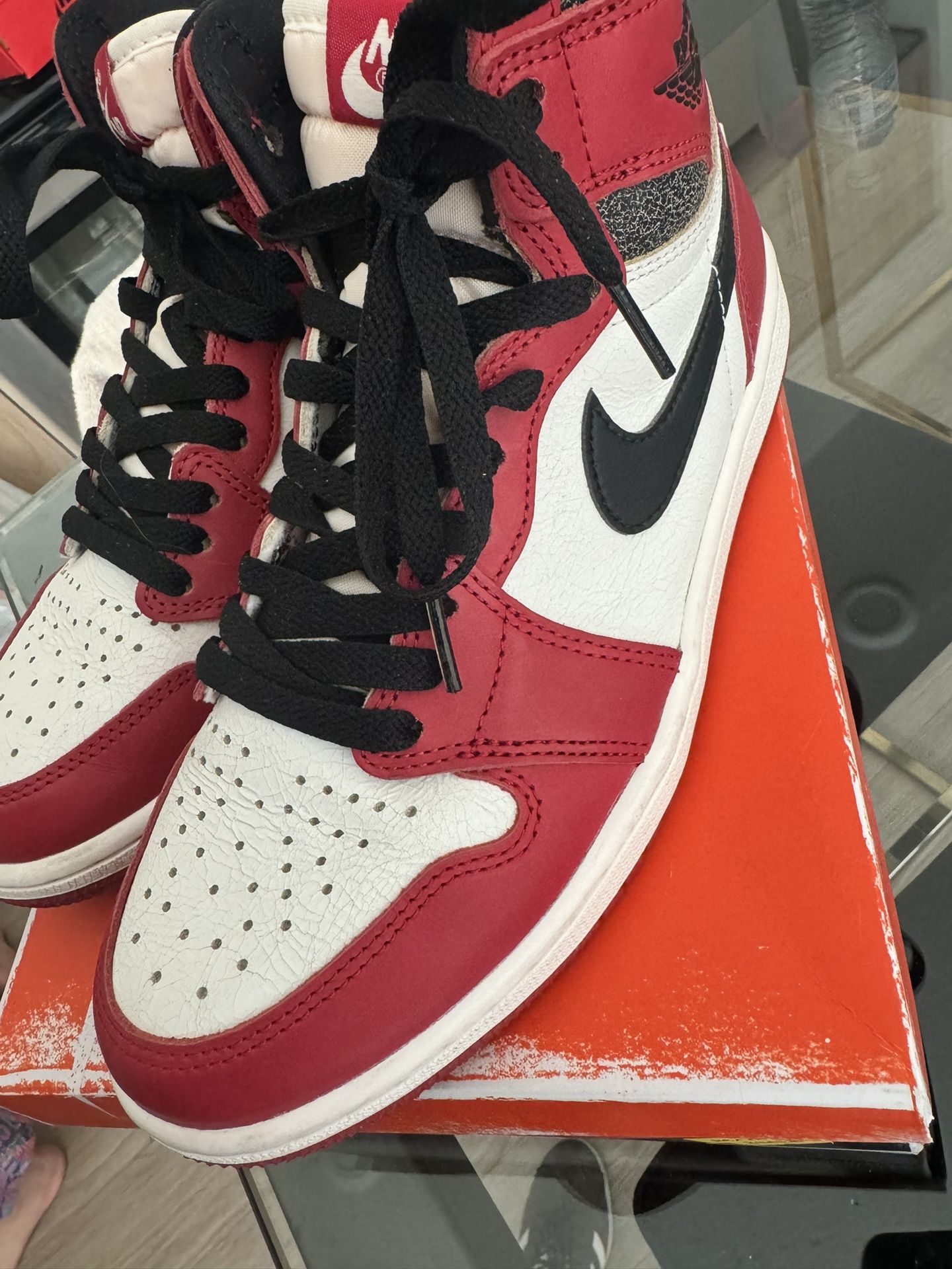 Jordan 1 Chicago Lost And Found 7.5 