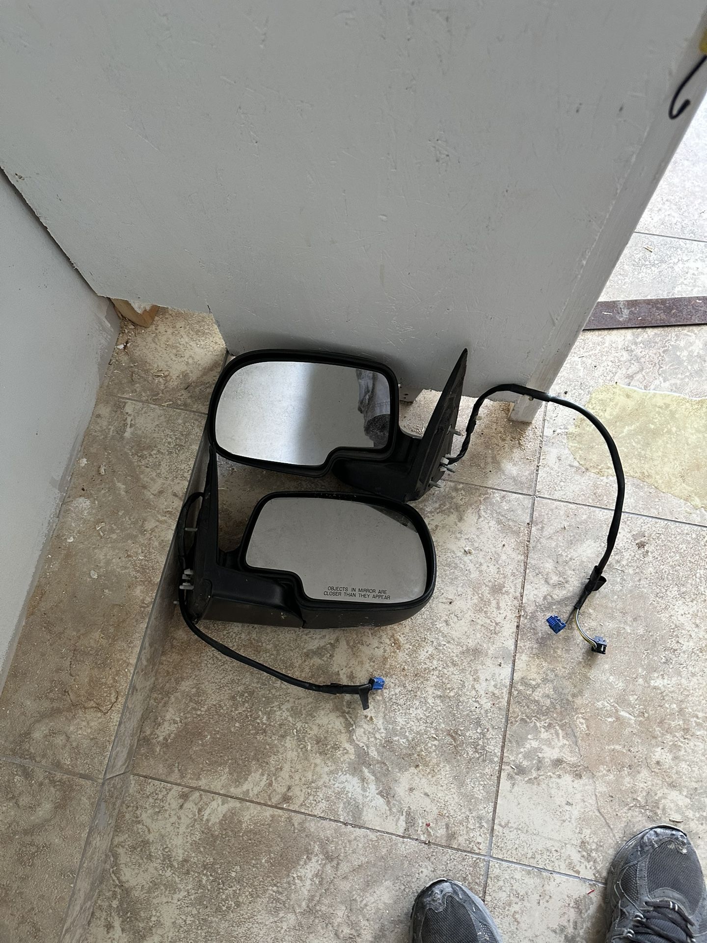 2002 Chevy Avalanche Side Mirrors