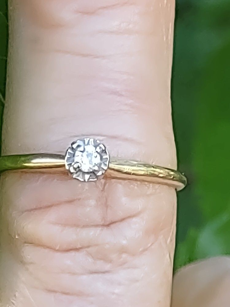 Natural Diamond 14k Yellow Gold Size 6 Promise Ring.5 Point Solitaire Diamond