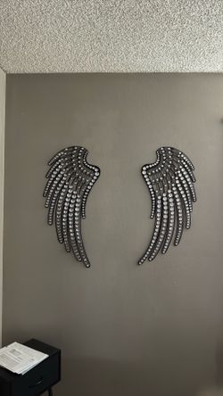Angel wings