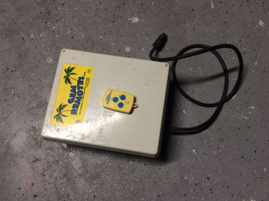 Wireless boat lift control system by Gem Remote for Sale in Plano, TX