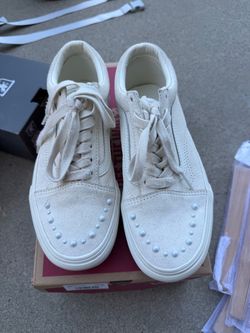 Pearled vans