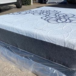 Full Organic Hybrid Cool Gel Memory Foam Mattress! 