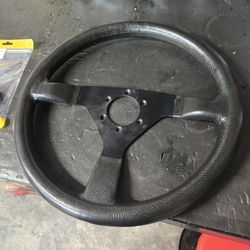 Memo Steering Wheel 350mm With Momo Button  From Upgrade Clean Parts 
