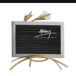 Frame. Mickael Aram 4:6 