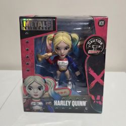 DC Harley Quinn: Die-Cast Metal Figure