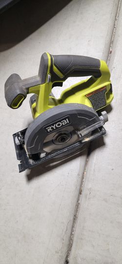 RYOBI
ONE+ 18V Cordless 5 1/2 in. Circular Saw (Tool Only)