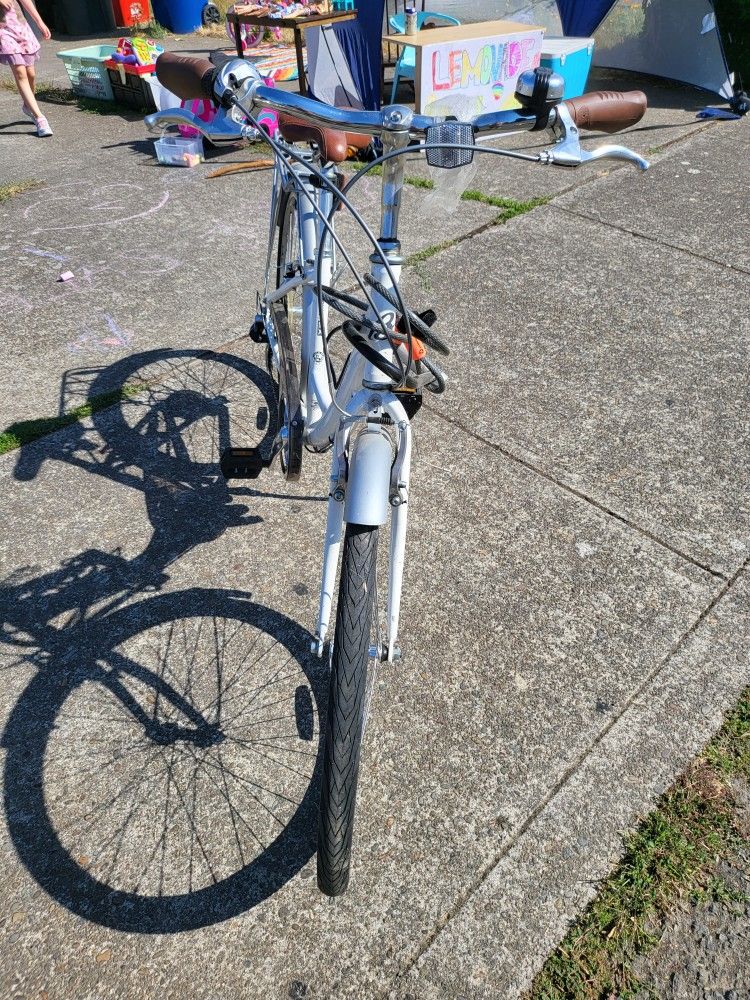 Bikes Breezer Greenway DX and or Breezer Uptown EX for Sale in Brooks OR OfferUp