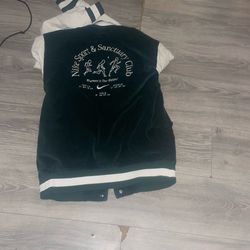 nike green varsity jacket