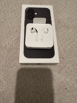 Original iphone earphones lightning connector