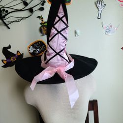 Which Hat New One Size.