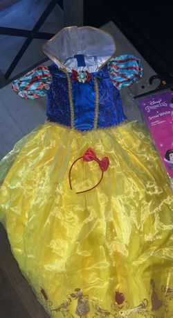 Snow White Costume