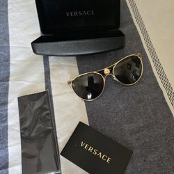 Versace  sunglasses 