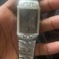 Kenneth Cole 