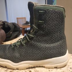 Air Jordan Future Boots Size 11.5; Dark Green; Gently Used