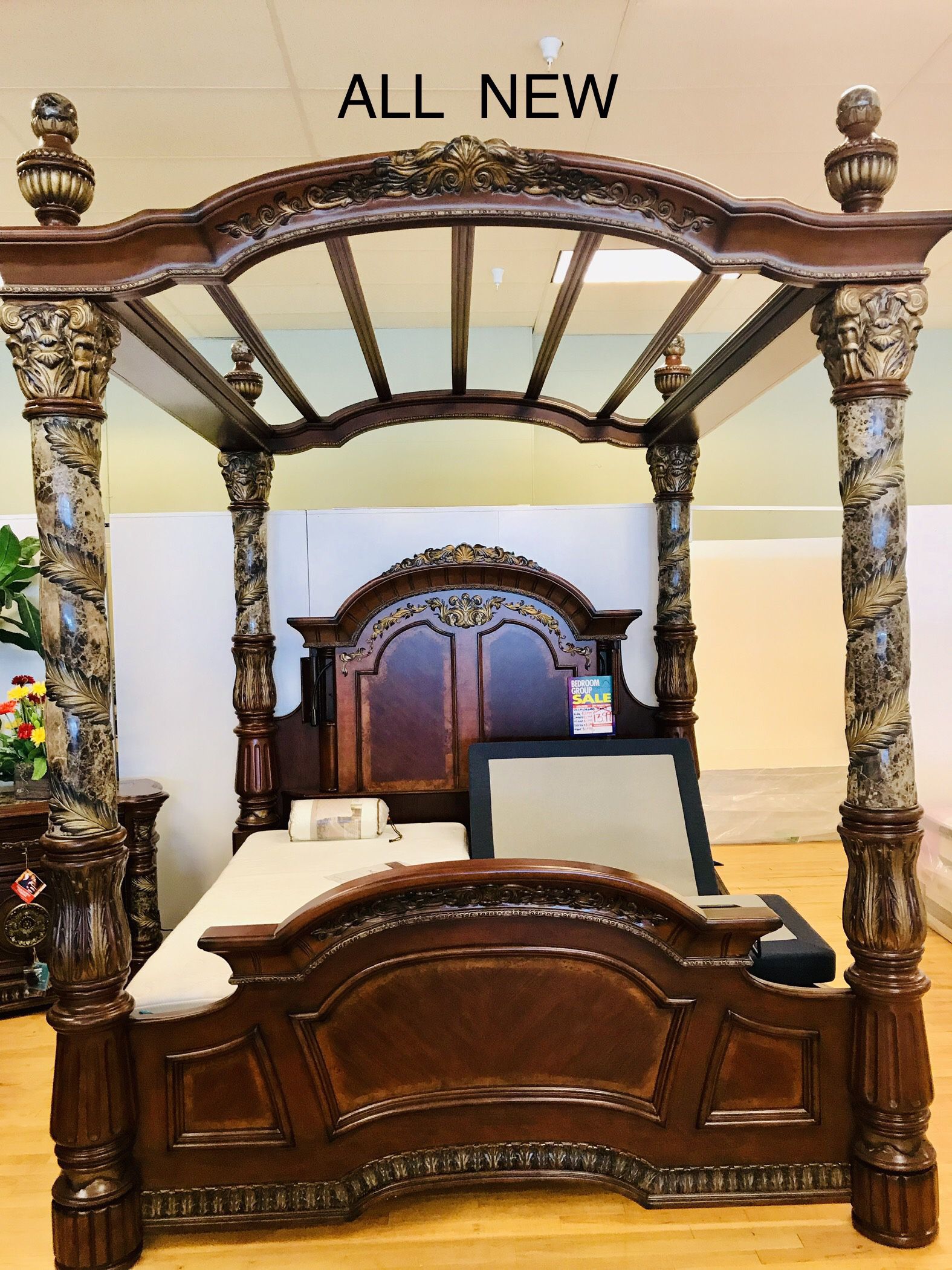 Set King Size Villa Valencia Aico Set 4 PCS Dresser-Mirror-Bed-Canopy. ✅Designer Michael Amiri $7999