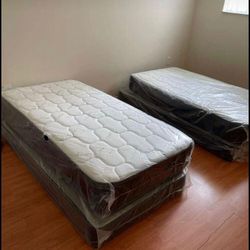 TWIN SIZE MATTRESS OFFERS ! Box Spring INCLUDED