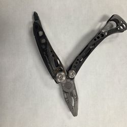 leatherman skeletool cx cost     +9            The Leatherman Skeletool CXI