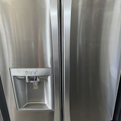 REFRIGERATOR KENMORE COUNTER DEPTH