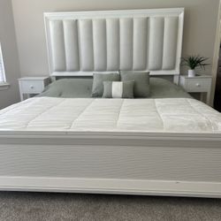 Queen Size White Bed Frame