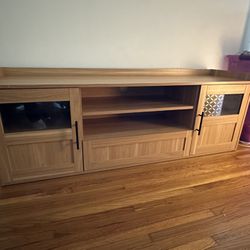 Entertainment/TV Stand