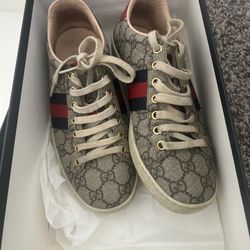 Gucci Sneakers 