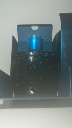 Versace Eau De Toilette Natural Spray